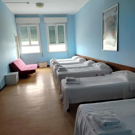 Baia Serena House Hostal Bellaria-Igea Marina