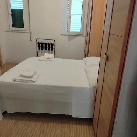 Baia Serena House Hostal Bellaria-Igea Marina