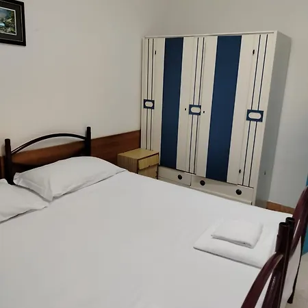 Hostal Baia Serena House *